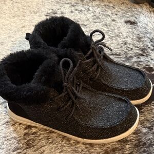 Falls Creek Fuzzy Slip on Shoes size 10